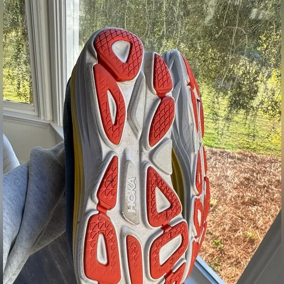 Hoka one one gray yellow 10.5 running sneakers - Picture 6 of 7